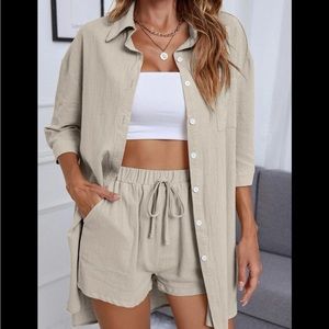 NWOT Button up shirt and high waist short set